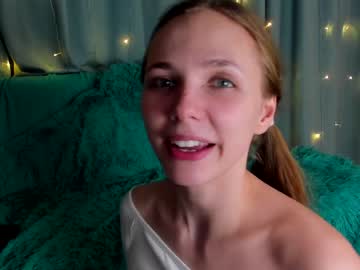 girl
        delicious_couple_ cam image #774344