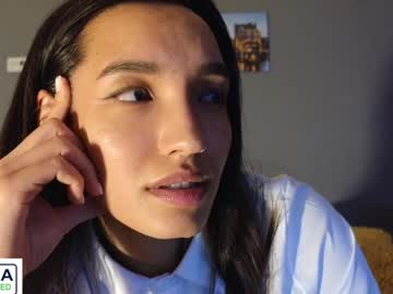 girl
        alice_bane cam image #5960157
