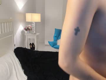 couple
        rosy_kriss cam image #1703504