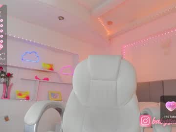 girl
        baby_sammyy cam image #2899531