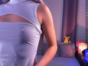 girl
        blush_mikki cam image #5590481