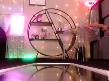 girl
        milf_lacey cam image #4571448