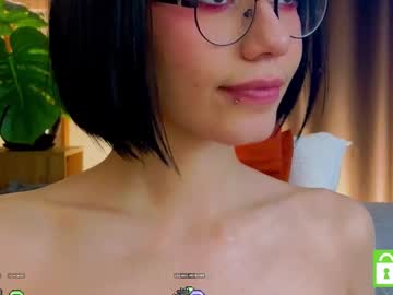 girl
        riskyteasse cam image #6100914
