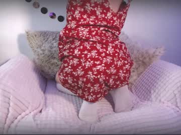girl
        crystalnut cam image #142955
