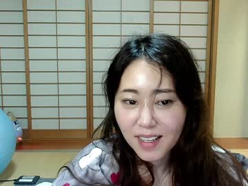 girl
        maybenanako cam image #2849580