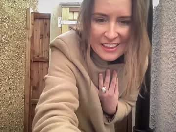 girl
        eatmypie69 cam image #6373285