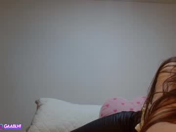 girl
        gabrielaa_18 cam image #631443