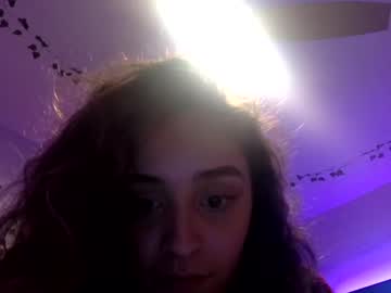 girl
        dollatripper cam image #342407