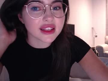 girl
        playnofuckinggames cam image #4923604