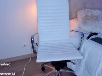 girl
        swt_molly cam image #2836825