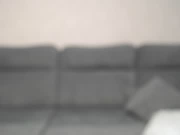 girl
        lily_life cam image #2071274