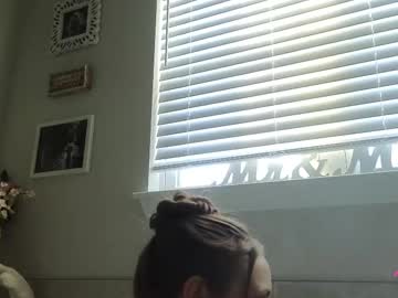 girl
        daphnemadison cam image #6132058