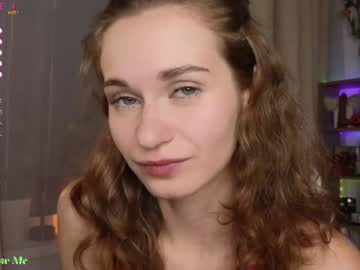 girl
        lolliruth cam image #4954101