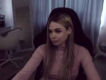 girl Nude Cam Girls Playing Games with kiraluxor