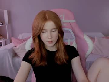 girl
        leahsthetics cam image #6406913