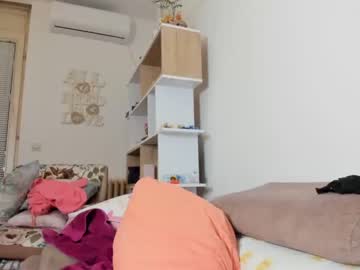 girl
        justahornywife cam image #508123