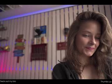 girl
        hermione_potter_couple cam image #1935381