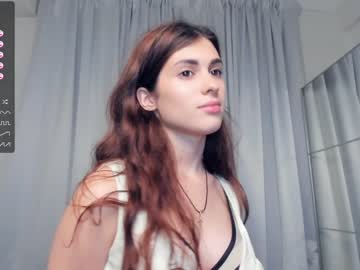 girl
        love_storiesa cam image #2553150