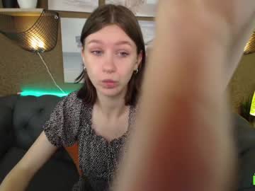girl
        alex_coall cam image #1810896