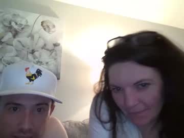 couple
        tical7825 cam image #6603396