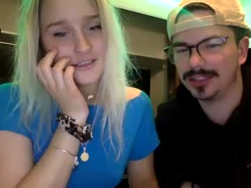 couple
        kittyndaddy757458 cam image #3239754