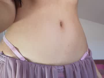 girl
        deniseone cam image #2437552