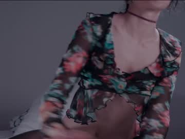 girl
        chaturbatable cam image #1678242