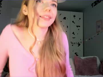 girl
        thisisamelia cam image #1339806
