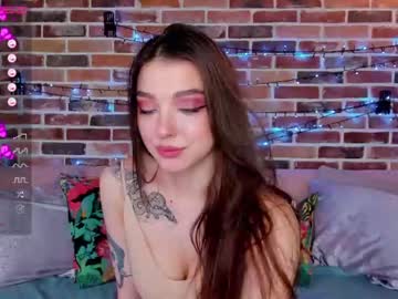 girl
        foxxxy_di cam image #904771