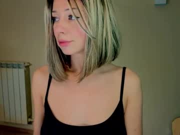 girl
        lenamuti cam image #6093869
