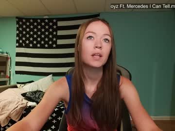 girl
        anabelleleigh cam image #2300422