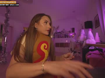 girl
        hannahjames710 cam image #3192907
