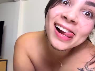 girl
        kim_velez cam image #3927169