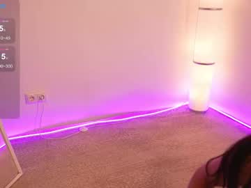 couple
        eva_ro cam image #5771822