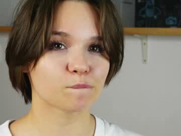 girl
        primrosecolemanf cam image #5519014