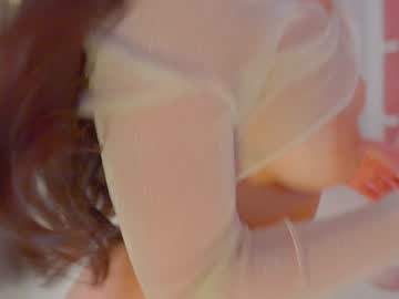 girl
        nicolle_mitchelle cam image #5949393