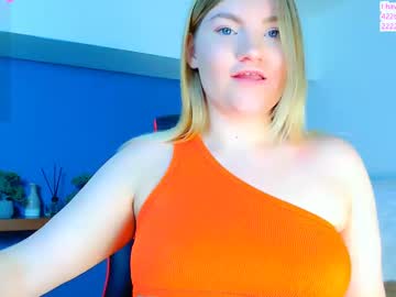 girl
        yummy_pie_ cam image #5186392
