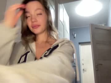 girl
        angel_from_sky cam image #1193936