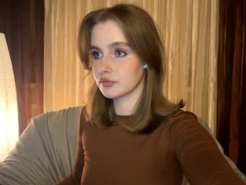 girl
        cute_siberian_girl cam image #3471423