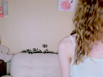girl
        fairy__love cam image #1727228