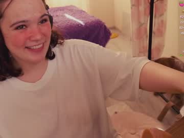girl
        chery_lady22 cam image #1221824