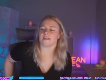 girl
        asiri_ocean cam image #2551874
