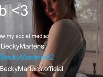 girl
        beckymartens cam image #2549356