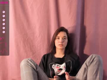 girl
        olessimango cam image #529201
