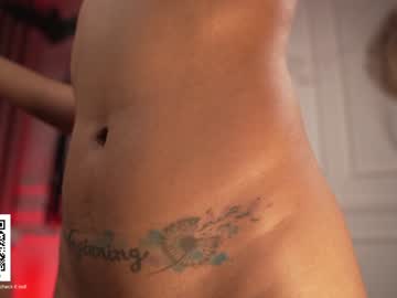 girl
        amnie_ cam image #2742063