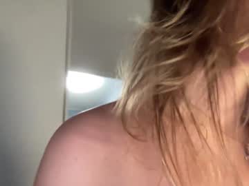 girl
        angel_from_sky cam image #4274779