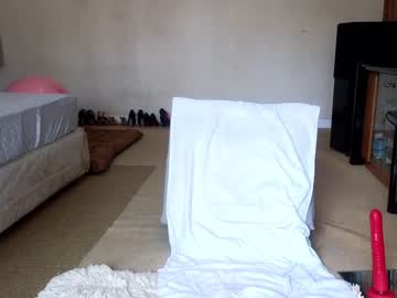 girl
        mandy138 cam image #1265167