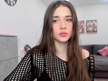 girl
        _wilson__ cam image #3048055