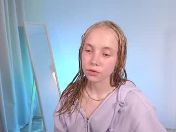girl
        appr0ved cam image #1948896