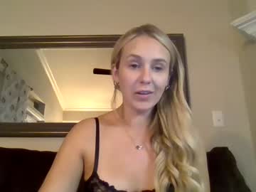 girl
        sarahfoxe cam image #2722021